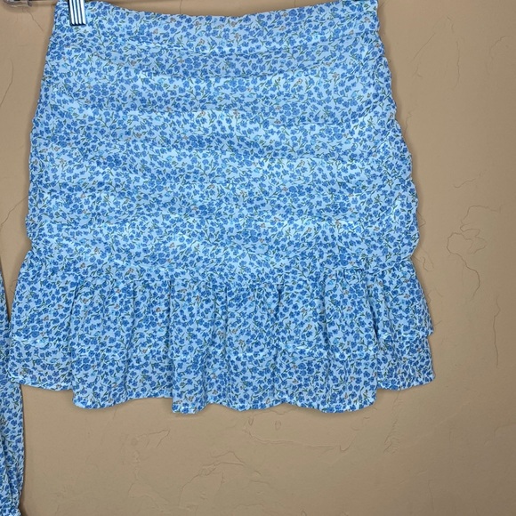 NWOT Showpo 2 piece ruffle skirt set w/ Cropped Blouse - Picture 8 of 15